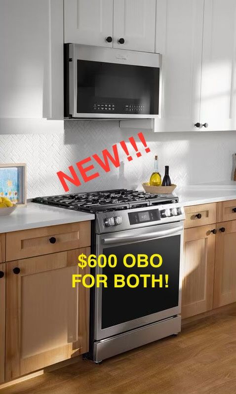 NEW!!! Frigidaire Gallery Gas Stove/Oven & Overhead Microwave