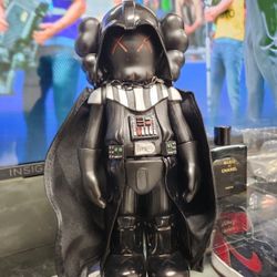 KAWS Medicom x STAR WARS: Darth Vader