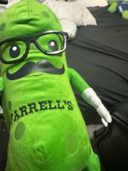 Pickel plushie for sale