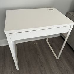 IKEA Computer/Laptop Desk, White