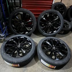 20” Rims&tires Honda  CRV  Gloss Black Firm Price,,,,