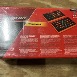 Snap-on 16 PC PC Mini Screwdriver and Pick Set in Foam - (Orange)
