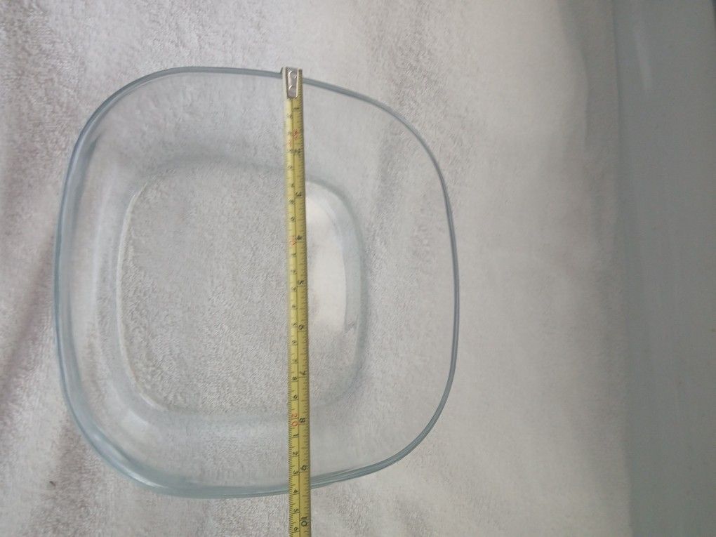 LIVING ROOM LOVE SEAT, CLEARING STORAGE UNIT 