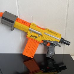 Nerf Alpha Trooper CS-18 Dart Gun Blaster Yellow, Tested & Working With Magazine