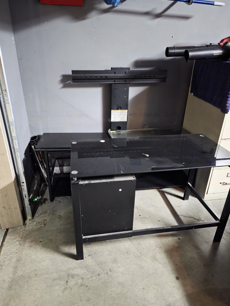 TV And Computer Table