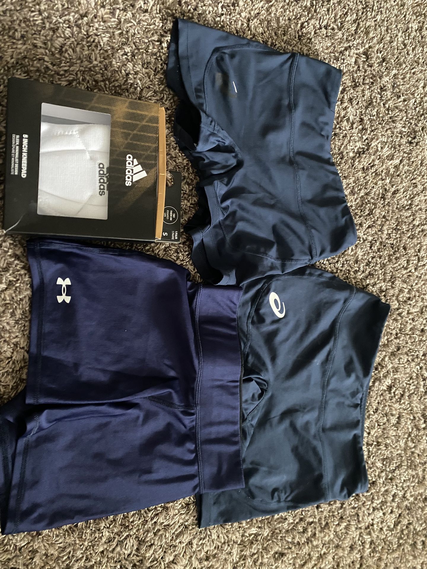 Volleyball Spandex & Brand New Knee Pads