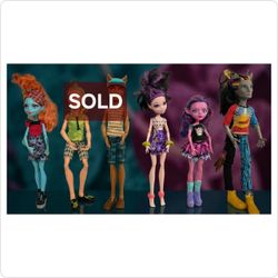 Monster High G1 Doll Lot of 4 - Elissabat, Lorna McNessie, Marisol Coxi & Avea Trotter