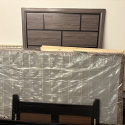 Twin Bed- Mattress- Boxspring