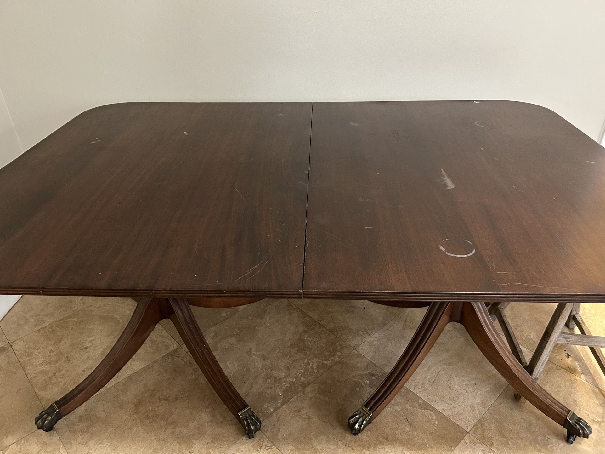 Duncan Phyfe Dining Room Table