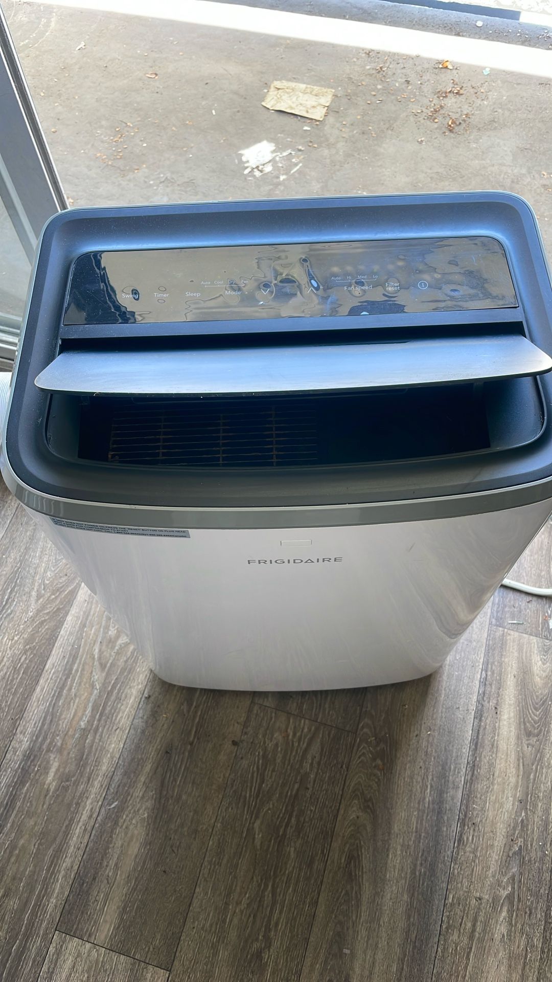 Air Conditioner By Frigidaire 