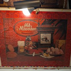 vintage Old Milwaukee beer advertising clock sign