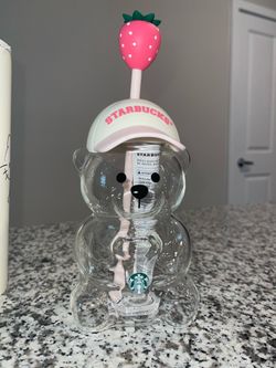 New Starbucks Glass bear cup