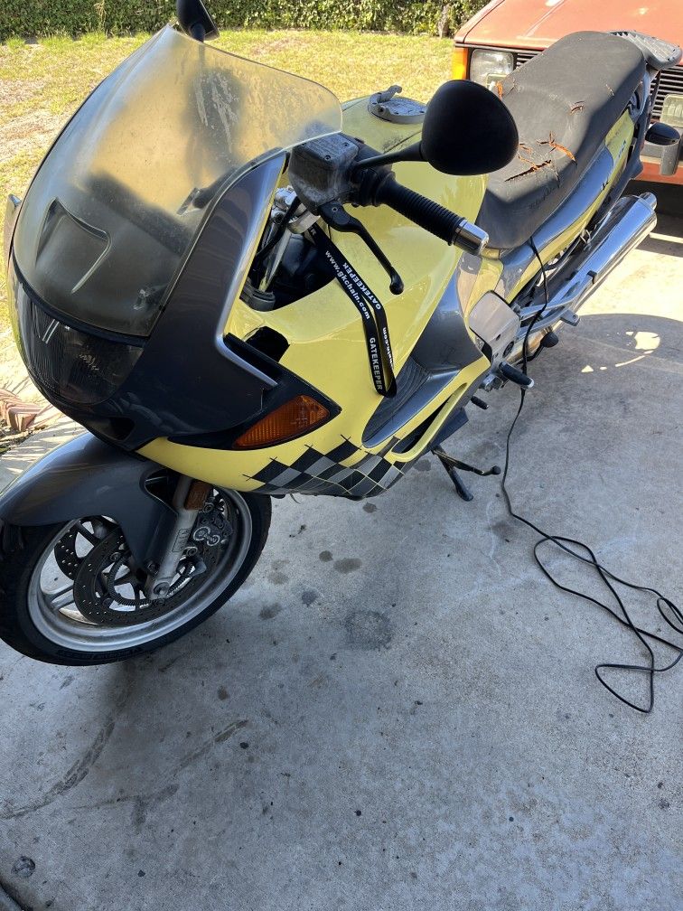 1998 BMW K1200RS – Runs, Clean Title, Non-Op parts or repair