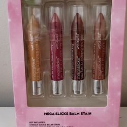 Lip Gift Set Christmas Brand New