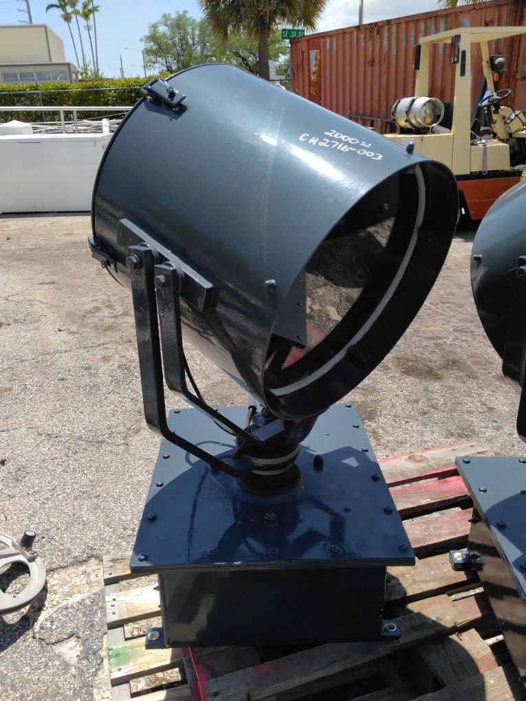 CH2716-003 Spotlight 220V 50/60Hz (3 Of 3)