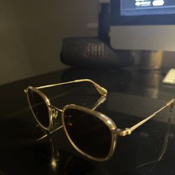 GOLD KREWE HYDE SUNGLASSES