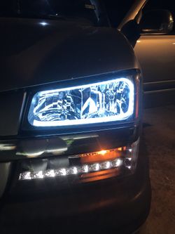 Headlights silverado 03-06