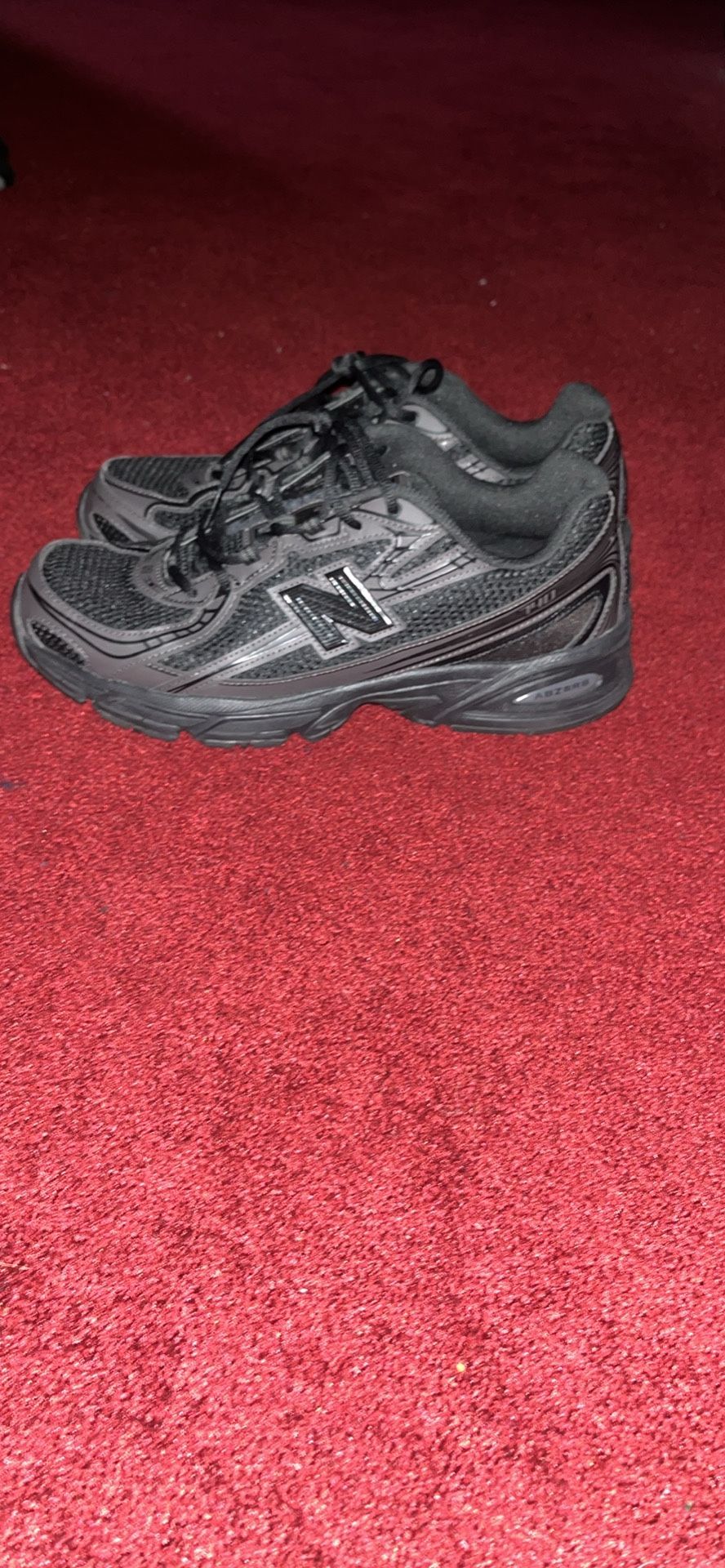 New Balance 740 Black