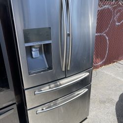 Samsung Beverage door refrigerator