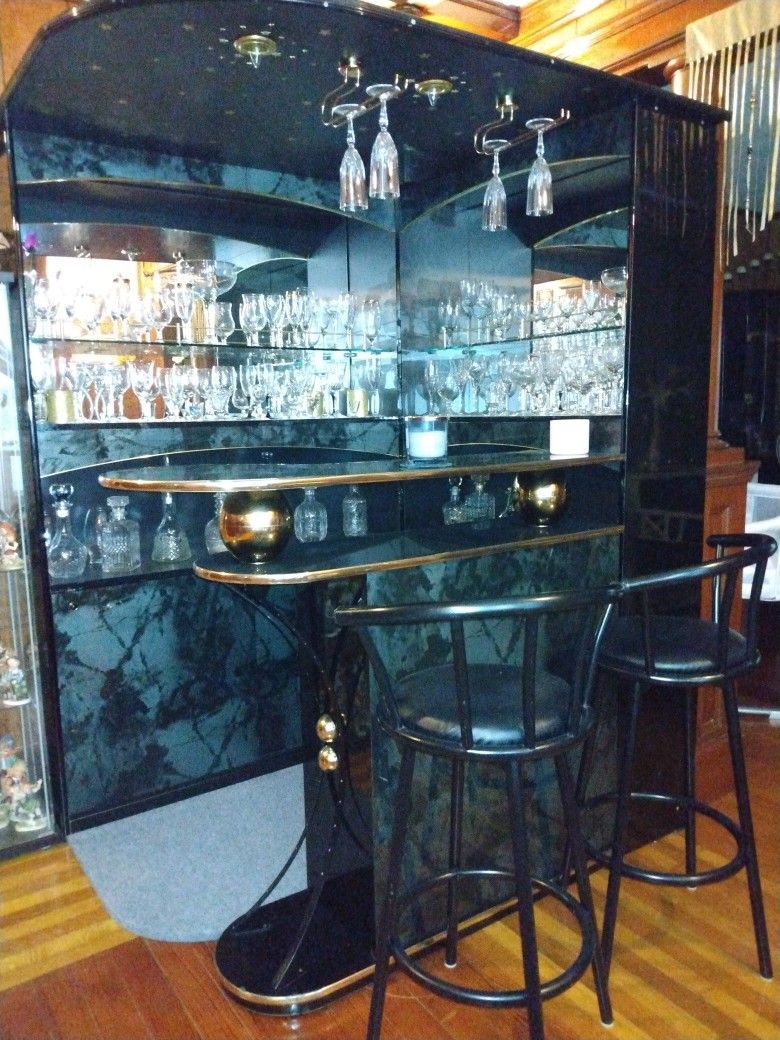 Bar'