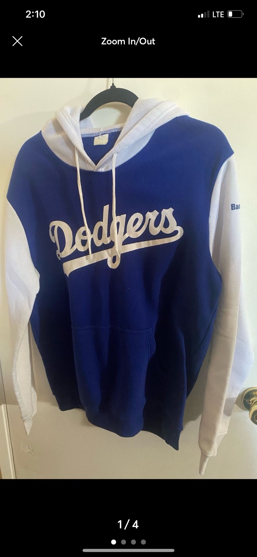 Dodgers Sweater / Bank Of America Size L