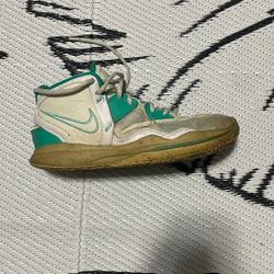 Kyrie infinity Shoes