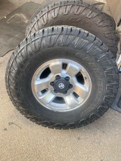 Toyota Tacoma /4runner RIMS AND TIRES