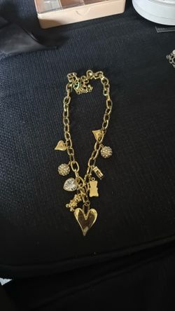 WOMENS CHARM NECKLACE