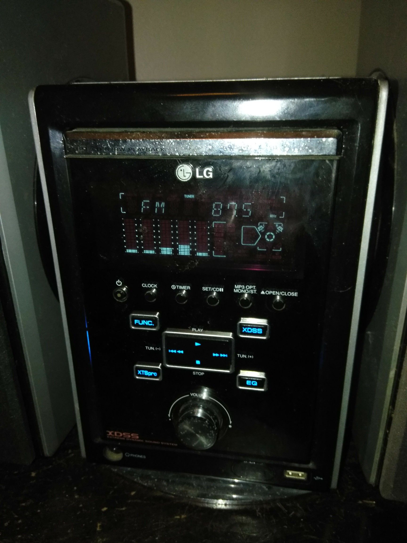 LG home stereo