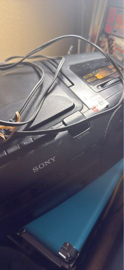 Sony Portable CD Boombox with AM/FM Radio