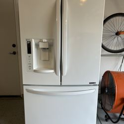 LG French Door Refrigerator 
