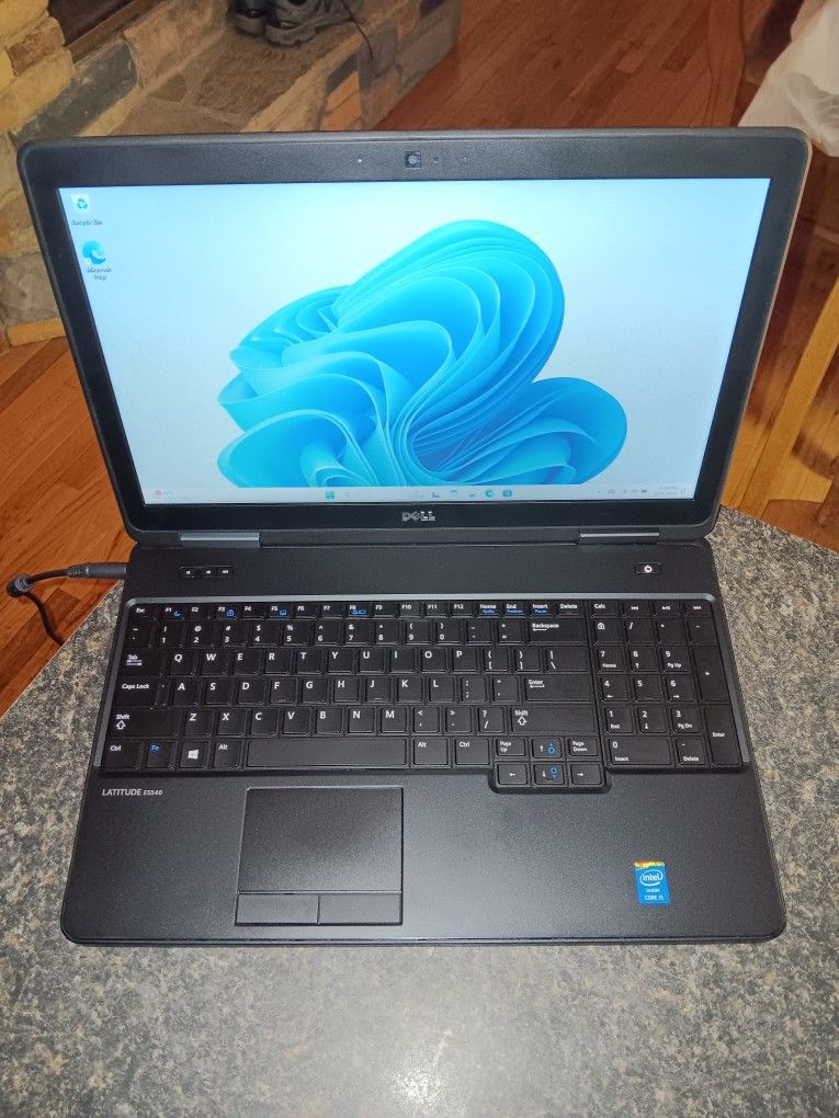 Dell Latitude E5540 Laptop