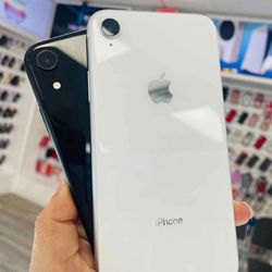Apple iPhone XR Unlocked 