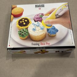Frosting decorator pen kit