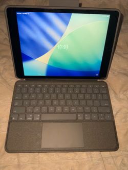 Apple iPad 9th Gen 64GB Wi-Fi + Logitech Keyboard Case – fully functional Selling my Apple iPad (9th Generation, 64GB, Wi-Fi, Space Gray)