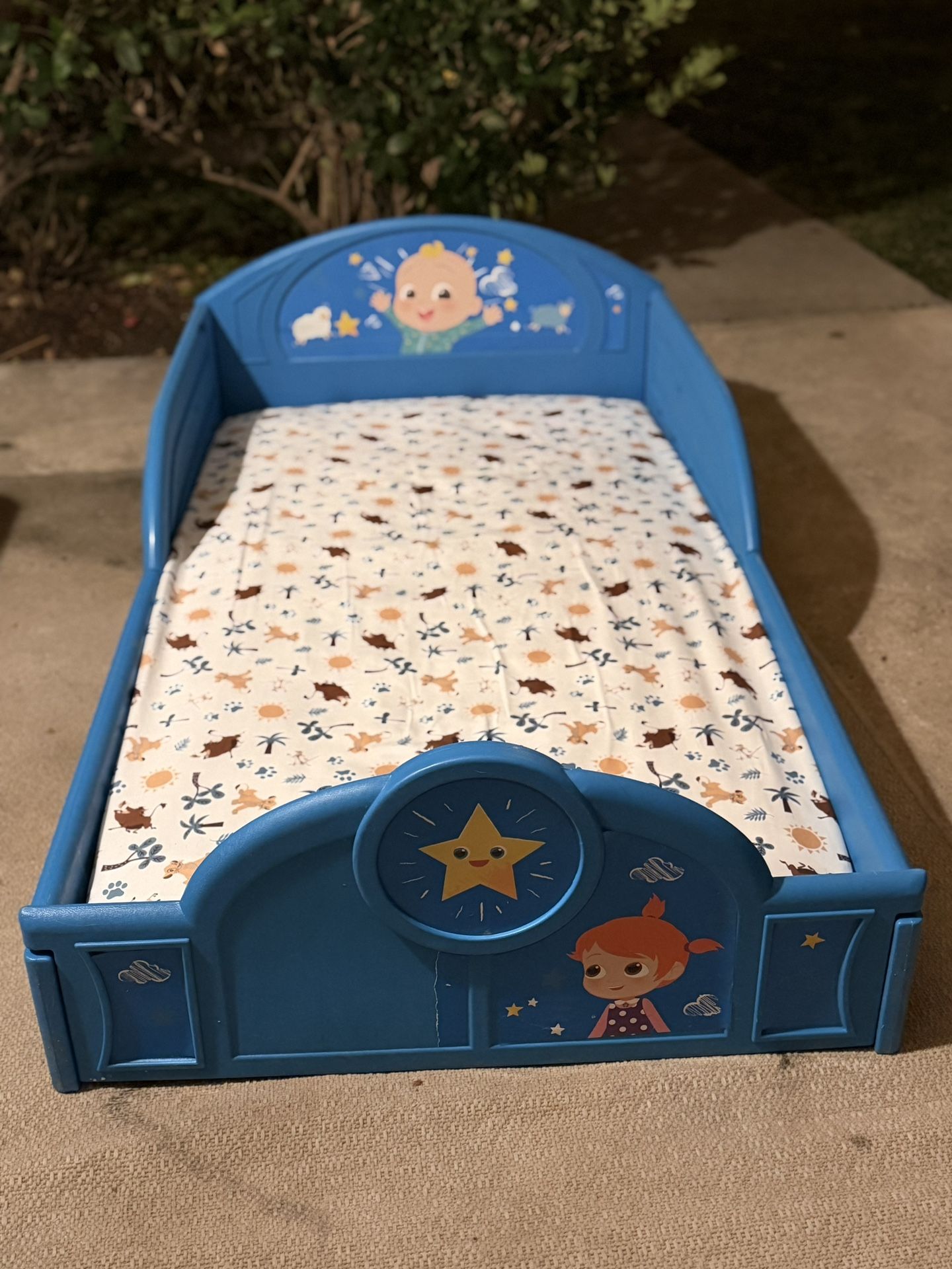 Toddler Bed W Matress