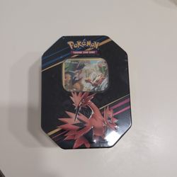 Pokemon Crown Zenith tin. 