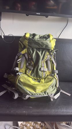 High Sierra Titan Hiking Backpack