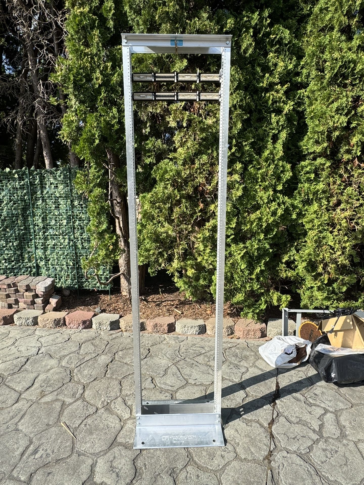 Chatsworth open rack system