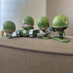 Little Green Army Figures Set