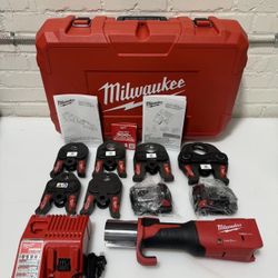 Milwaukee ProPress Tool