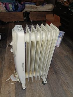 Pelonis Heater HO'0221 120v -60hz 1500w