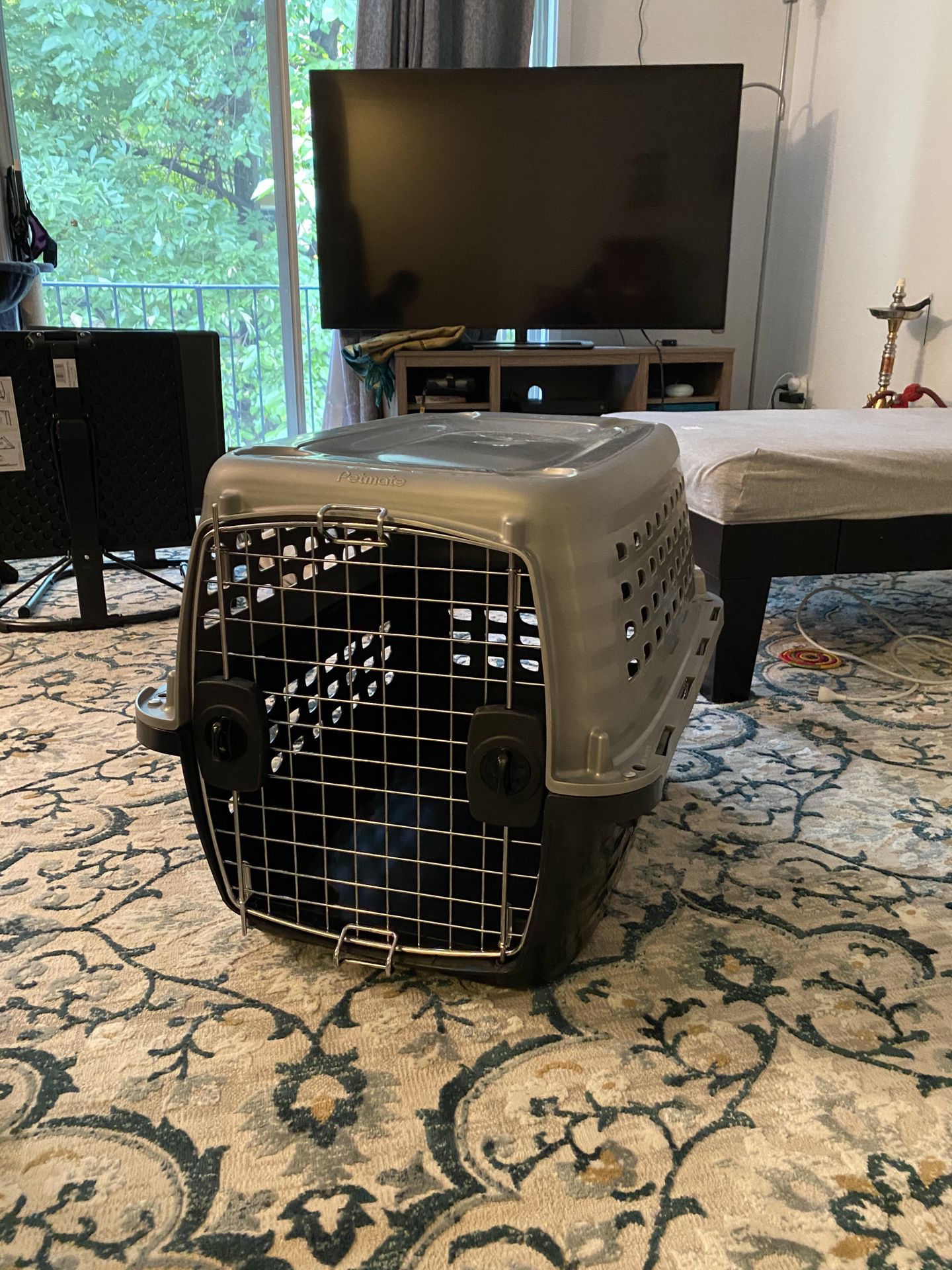 Large Kennel/Carrier for Pet