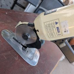 Fabric Cutter 