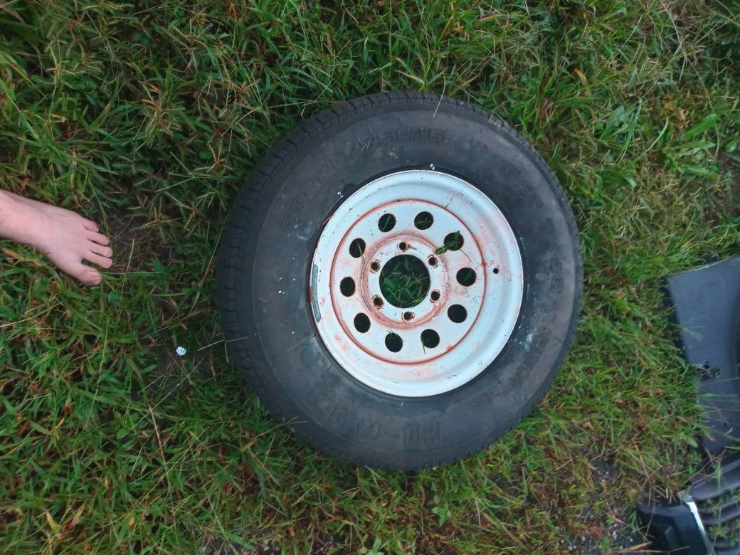 6 lug trailer tire