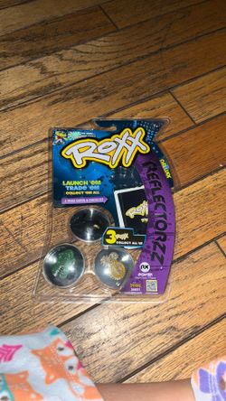 Roxx collectible reflection stones with trading cards