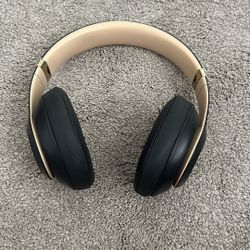Studio 3 Beats 