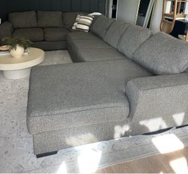 Sectional couch