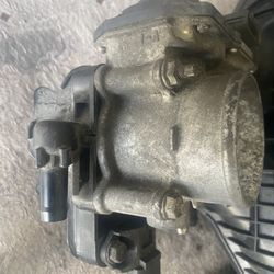 Part Throttle Body Toyota Prius 2010-2016