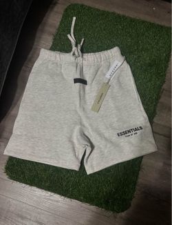 Light oat essential shorts